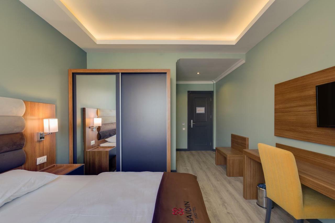 City Hotel Batoumi Extérieur photo